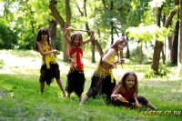Воинствующий восточный танец для детей