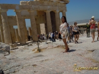 Фотографии на фоне Храма Афины