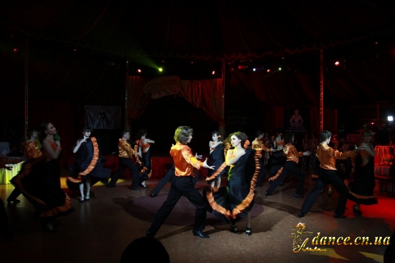На фестиваль испанских танцев в Киеве