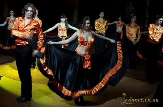 Студия испанских танцев &quot;Фуэрса&quot; на Всеукраинском фестивале экзотических танцев.